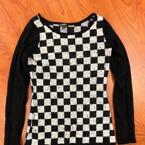 Express lightweight sweater size Small